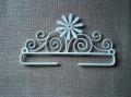 Cintre en métal blanc fleur et arabesque 11cm Rico Design