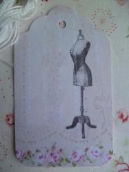 Etiquette Message Mannequin Couture