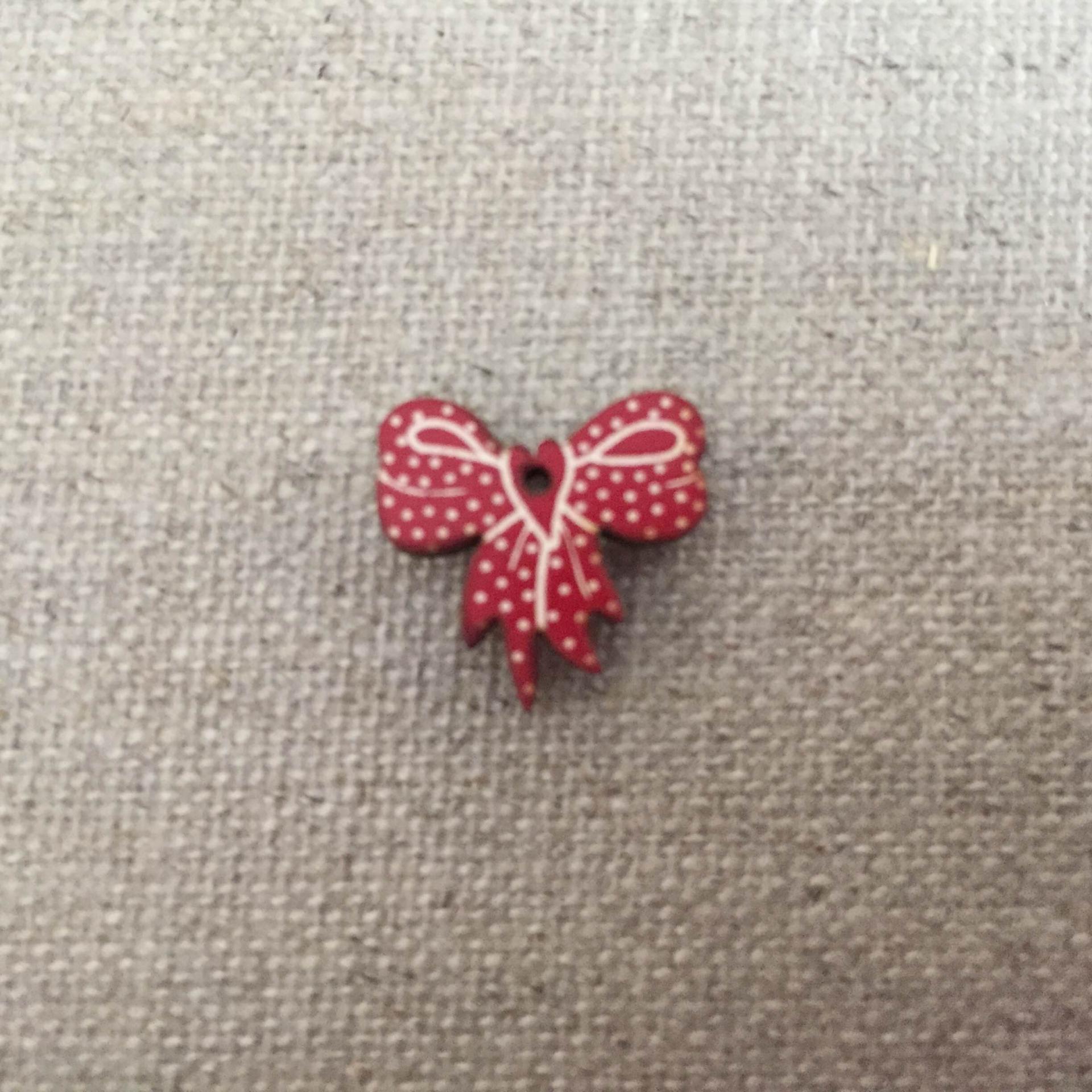 Mini noeud rouge