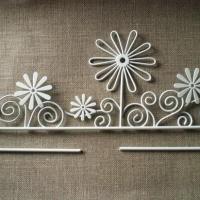 Cintre en métal blanc fleur et arabesque 21cm Rico Design