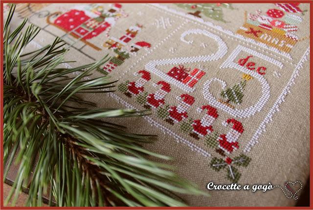 Aspettando natale fiche de broderie crocette a gogo 4
