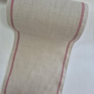 Bande de lin a broder couleur naturelle avec lisere rouge 20cm