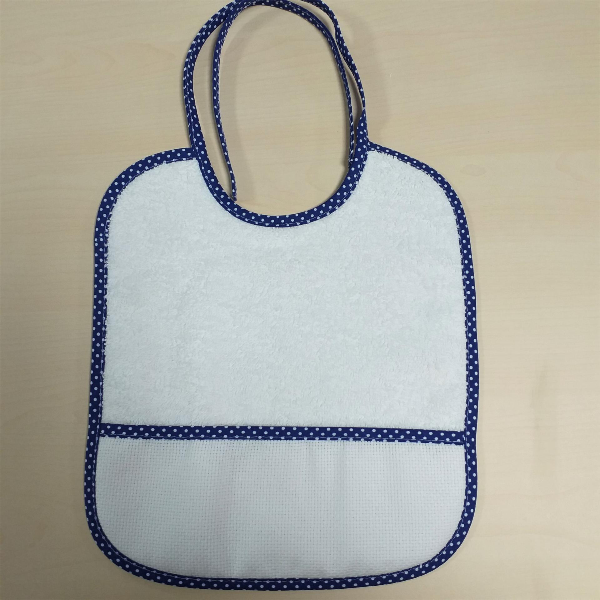 Bavoir blanc 2