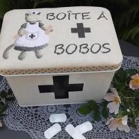 Boite chaton infirmiere le lin d isabelle 3