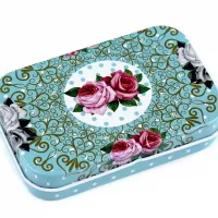 Boite rectangulaire en metal fleurs pour le necessaire de couture 3