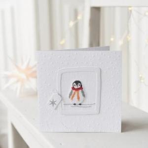 Carte a broder v 1230 avec enveloppe christiane dahlbeck