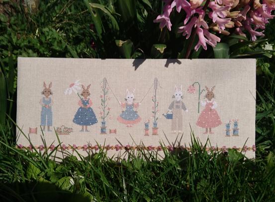 Ce0216 un dimanche au jardin g 1