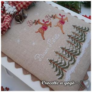 Due renne a natale crocette a gogo 1
