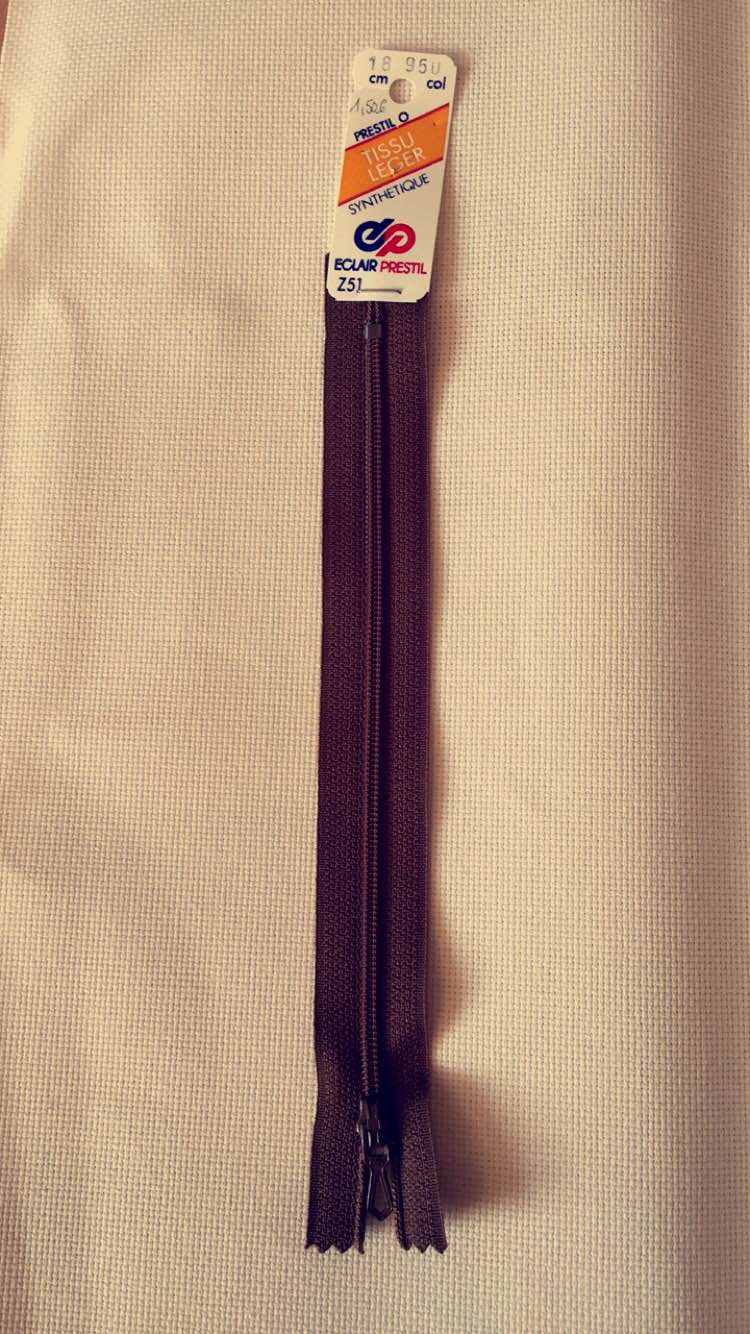 Fermeture eclair maron