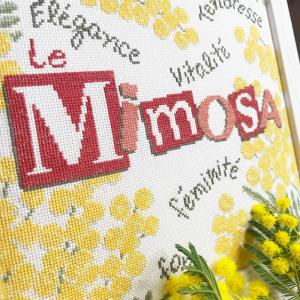 Fiche de broderie le mimosa j022 de chez lilipoints 1