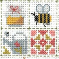 Fiche ou kit de point de croix patchwork aux abeilles ft112 jardin prive 3