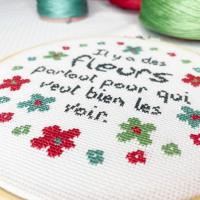 Fleurs kc07 kit a broder debutant lilipoints c