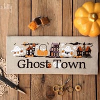 Ghost town ville fantome fiche ou kit de point de croix madame chantilly 1