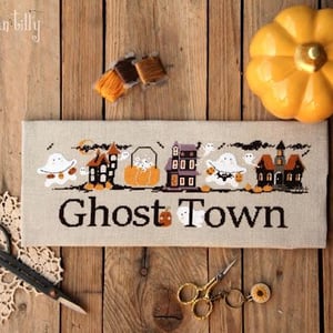 Ghost town ville fantome fiche ou kit de point de croix madame chantilly 1