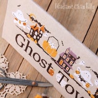 Ghost town ville fantome fiche ou kit de point de croix madame chantilly 3
