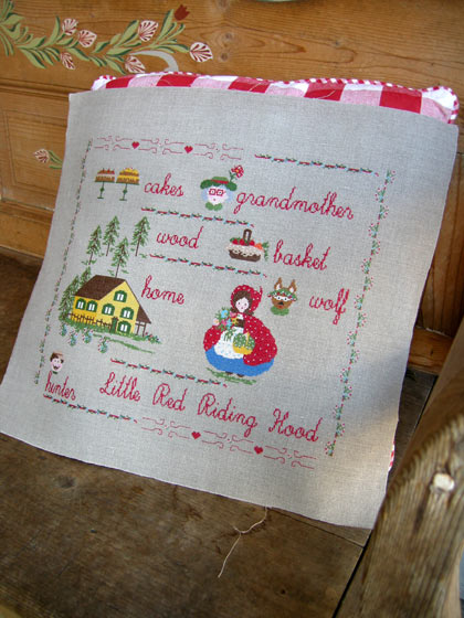 little-red-riding-hood-lilli-violette.jpg