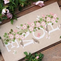 Maison des roses sauvages fiche ou kit de point de croix madame chantilly 3