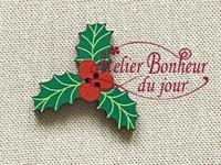 Bouton decoratif en bois feuille de houx triple no 14 atelier bonheur du jour
