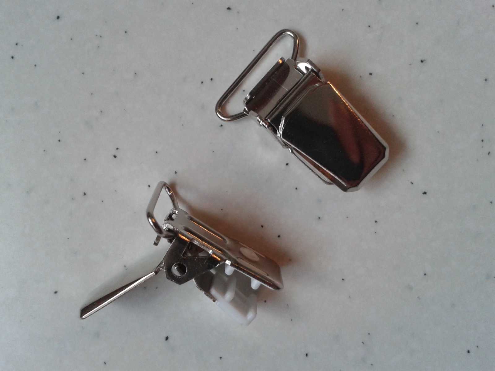 Pince bretelle 20mm