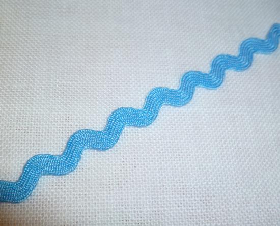 ric-rac-bleu-clair.jpg