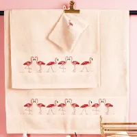 Serviette eponge a broder 50x100 rose poudre rico design 141024