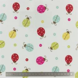 Tissu Fryett's enduit ladybird multi