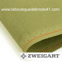 Toile a broder zweigart extra fine aida 8 pts 3326 vert fougere 6016