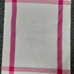 Torchon a broder central en aida 6 pts fushia