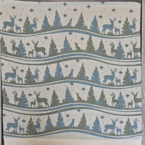 Torchon a broder cuisine alaska motifs sapin vert et bleu 1