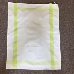 Torchon à broder Grand Mère Aïda Central 6 points couleur Ecru/Vert Anis